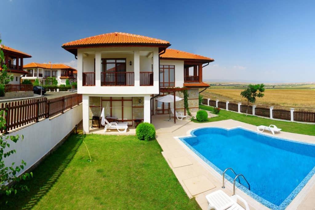Generaator House Villa Ахелой Екстериор снимка