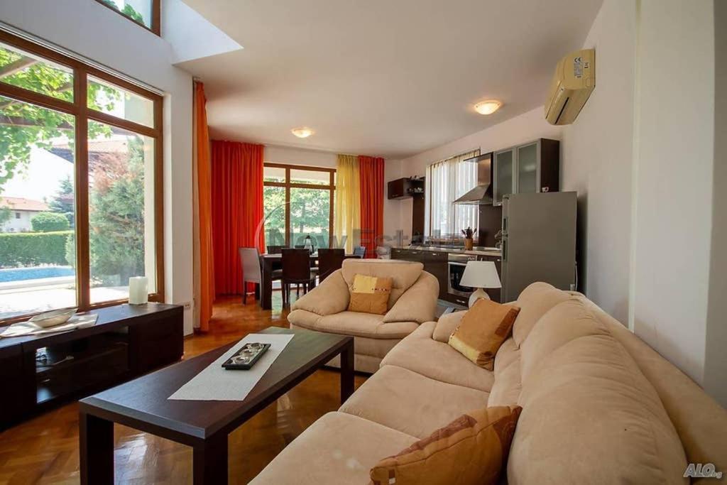 Generaator House Villa Ахелой Екстериор снимка